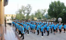 齐心聚力  共创1亿